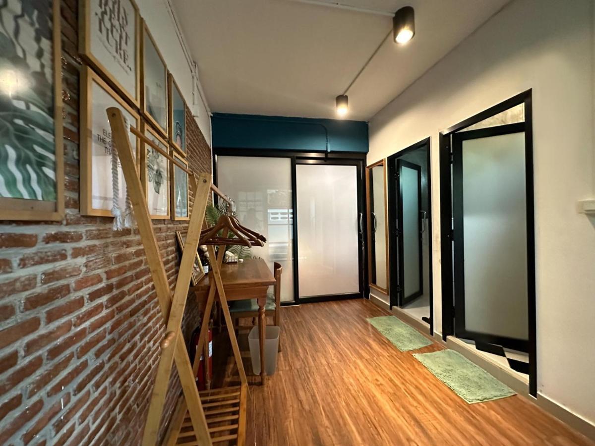 T-House Bkk 2Floors Near Bts With Swimming Pool And Free Wifi Hotel Bangkok Exterior photo